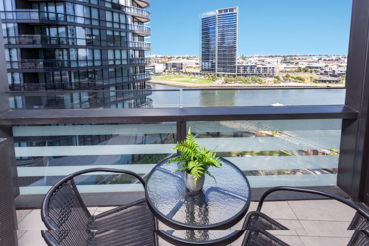 Wyndel Apartments - Riverside On Collins Melbourne City Exterior foto